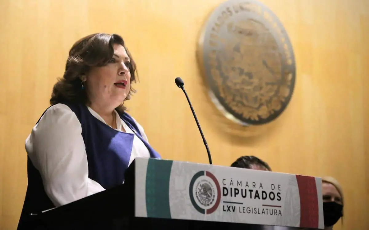 diputada Angeles